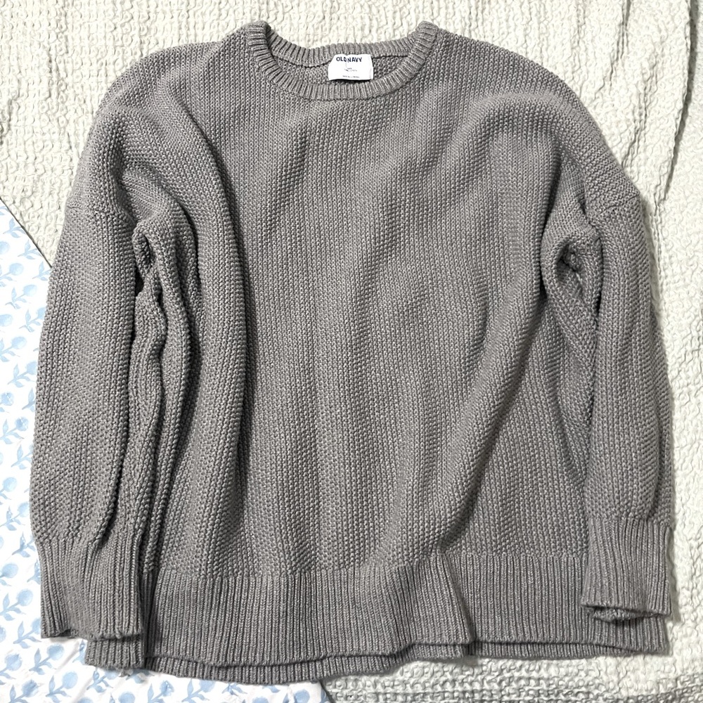 gray sweater